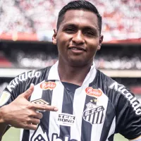 Morelos volta a 'roubar' PIX do Santos e vibra com acerto: 'Tenho um acordo muito bom'