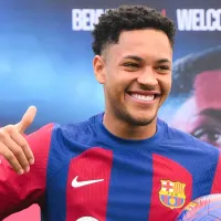 Barcelona estaria disposto a oferecer Vitor Roque para contratar atacante do Man United