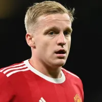 Van de Beek pode ser opção para United trazer Dumfries