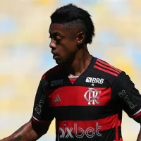 Bruno Henrique vira dor de cabeça no Flamengo após expulsão na Libertadores