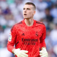 Lunin encerra silêncio sobre futuro no Real Madrid: \&#039;Está nas mãos do...\&#039;