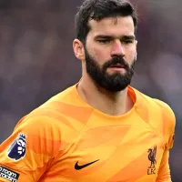 Liverpool surpreende e decide contratar substituto de Alisson, que deverá deixar Anfield