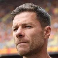 Bayer Leverkusen: Xabi Alonso perde craque do futebol europeu por lesão