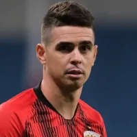 Flamengo pode \&#039;perder\&#039; o meia Oscar para outro gigante do futebol carioca