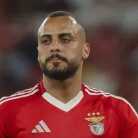 Corinthians aceita condições e sobe proposta por Arthur Cabral, do Benfica