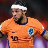 Clube do Brasileirão faz proposta pela contratação de Depay, ex-Barcelona