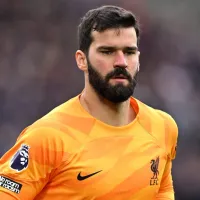 Barcelona foca em Alisson, do Liverpool, para 2025