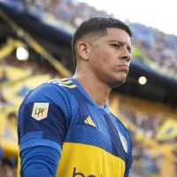 Marcos Rojo chuta bandeira do clube contra River Plate e torcida não perdoa