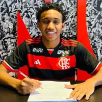 Enzo assina primeiro contrato profissional com o Flamengo