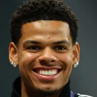 Eintracht Frankfurt avança em acordo com William Osula