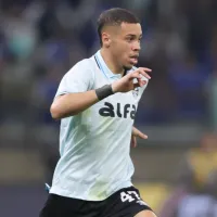 Aston Villa contrata Alysson, do Grêmio