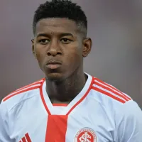 Vitão acerta contrato com o Flamengo