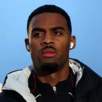 Liverpool inicia conversas por renovação com Ryan Gravenberch