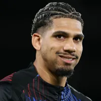 Ronald Araújo volta a ser relacionado pelo Barcelona