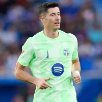 Barcelona vence Alavés com hat-trick de Lewandowski e segue líder de La Liga