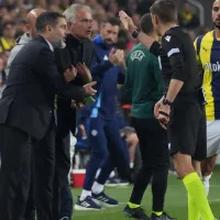 José Mourinho empatou no reencontro com o Manchester United e foi expulso