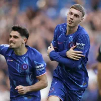 Chelsea supera Newcastle com brilho de Palmer e assistência de Pedro Neto