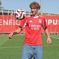 Benfica contrata jovem promessa do Borussia Dortmund enquanto mira em grego e enfrenta dificuldades por Moussa