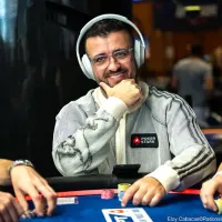 André Akkari cai em bad beat cruel no Main Event do EPT Monte Carlo