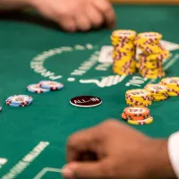 Deu 4bet all in e tchau: a primeira grande bizarrice da WSOP 2024