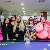 Gabriela Lozove é a chip leader da mesa final do Ladies do BSOP Natal