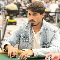 José Carlos Brito avança no Dia 1B do Mystery Millions da WSOP