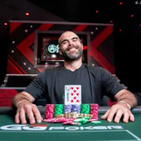 Nick Guagenti fatura o bicampeonato com título do Evento #9 da WSOP