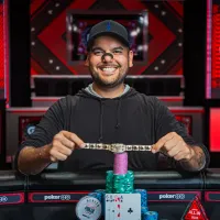 Bryce Yockey leva forra da carreira com título do Evento #8 da WSOP