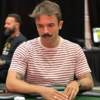 Yuri Martins se classifica para o Dia 2 do Evento #22 da WSOP