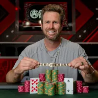 John Racener tem reação impressionante e fatura o Evento #19 da WSOP