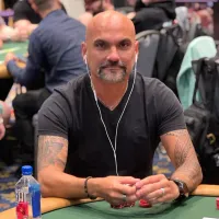 Jorge Ribeiro avança no Dia 1C do Gladiators of Poker da WSOP