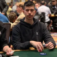 Bernardo Tavares avança ao Dia Final do Evento #33 da WSOP