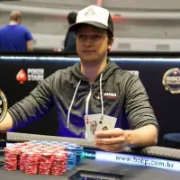 Luiz Arruda é o chip leader do Dia 1 do Sunday Million; 37 brasileiros avançam