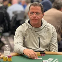 Roberly Felício lidera brasileiros classificados no Dia 1B do Seniors da WSOP