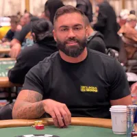 Tauan Naves faz reta final do Evento #57 e anota oitavo ITM na WSOP 2024