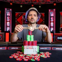 George Alexander encerra longa busca com vitória no Evento #50 da WSOP