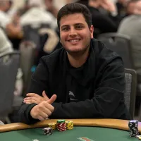 Marcelo Aziz avança entre os líderes ao Dia 4 do Main Event da WSOP