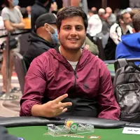 Em 7bet e cooler, Marcelo Aziz estoura a bolha do Main Event da WSOP