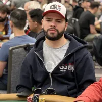 Welker Johnny puxa a fila brasileira no Dia 1B do Evento #86 da WSOP