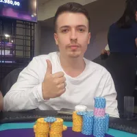 Lucas Batista lidera rodada dupla do 300K H2Bet do H2 Fun Festival