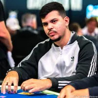 Rodrigo Cardoso alcança o pódio e forra pesado no High Roller do EPT Barcelona