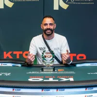 Douglas Monteiro é campeão do NL Hold'em FGP do CGP Capital: 'Feliz demais'