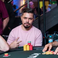 Elvis Duminelli lidera rodada dupla do Main Event do CGP Capital