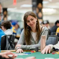 Maria Konnikova conquista primeiro bracelete na WSOP Online dos EUA