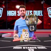 Jared Bleznick "varre" Patrik Antonius e é campeão do High Stakes Duel 5