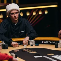 Ossi Ketola lidera o Dia Final da Triton Main Event da WSOP Paradise