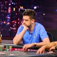 ＂Pior bad beat da carreira＂ de Jared Bleznick marca estreia do High Stakes Poker em 2025