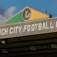 Championship side Norwich in talks with top young coach