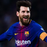 Video: Lionel Messi honored by Barcelona fans at Camp Nou amid rumors of return