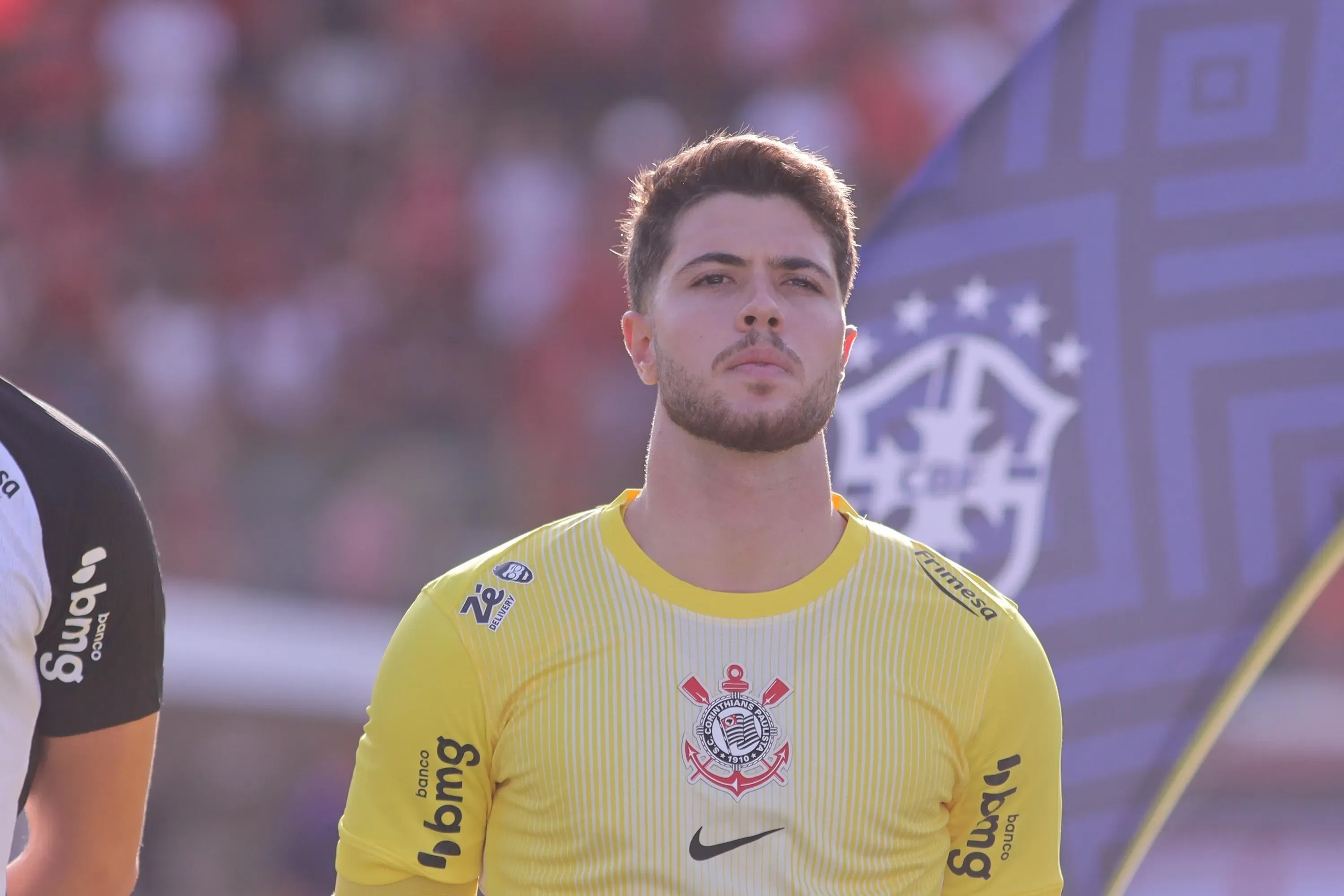 Felipe Longo goleiro do Corinthians durante partida contra o Vitoria no estadio Barradao pelo campeonato Brasileiro A 2025. Foto: Marcio Jose/AGIF